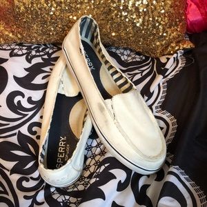 White Sperry Shoes Sz 8.5